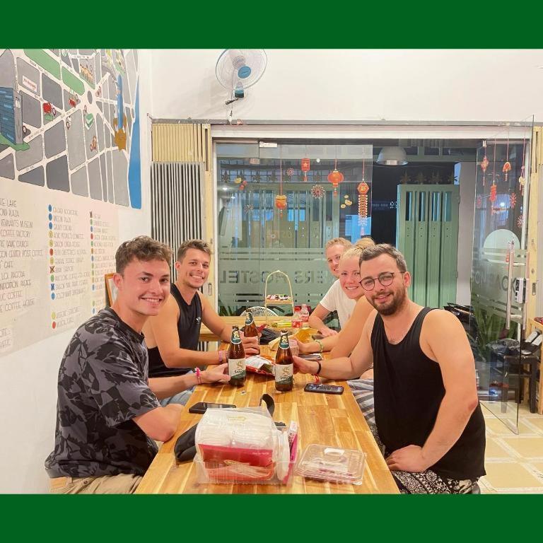 הו צ'י מין סיטי Saigon Gao Hostel מראה חיצוני תמונה